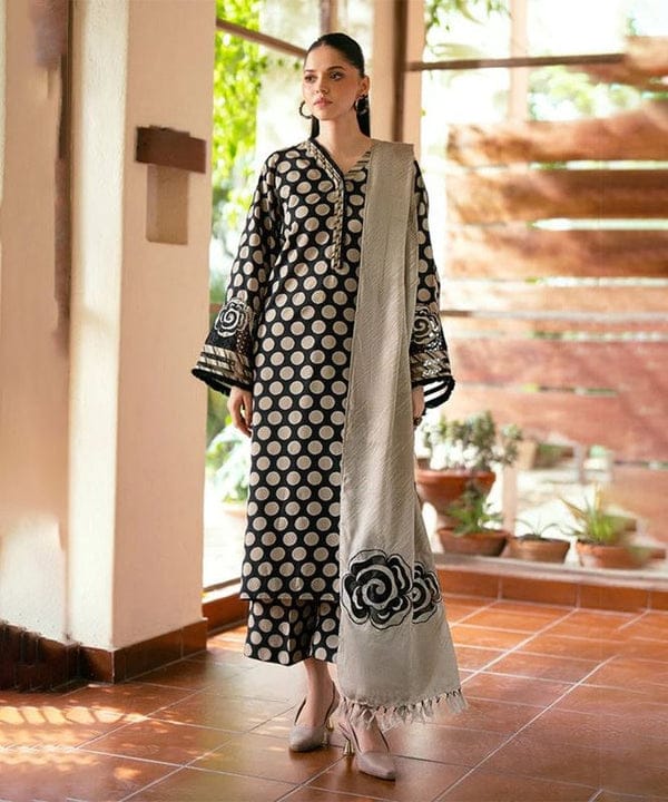 Embroidered Khaddar 3 Piece